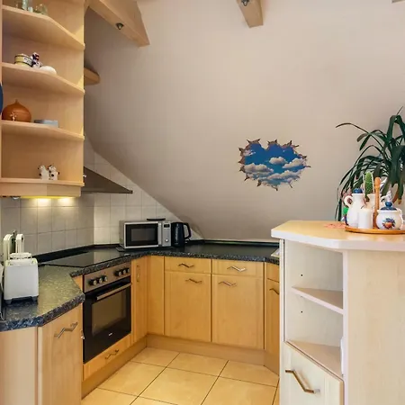 Apartment Fuer 6 Personen 110 M²