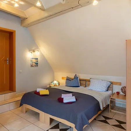 Fuer 6 Personen 110 M² Apartment