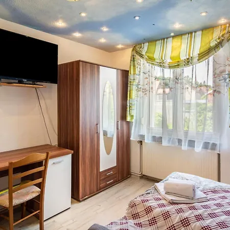 Fuer 6 Personen 110 M² Apartment *