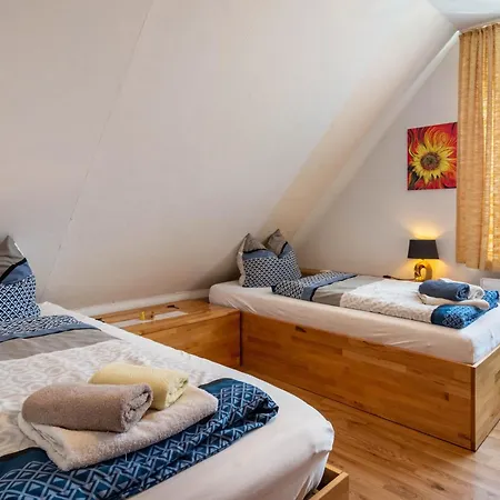 Fuer 6 Personen 110 M² Apartment